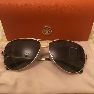 Tory Burch Aviators Brand New Sunglasses